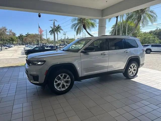 2023 Jeep Grand Cherokee L Limited 4x2