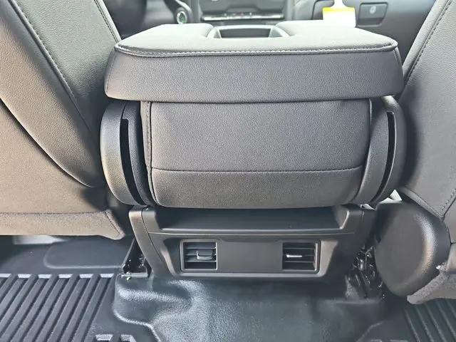 2026 Chevrolet Silverado 2500HD Crew Cab, Standard Bed, WT, 4WD