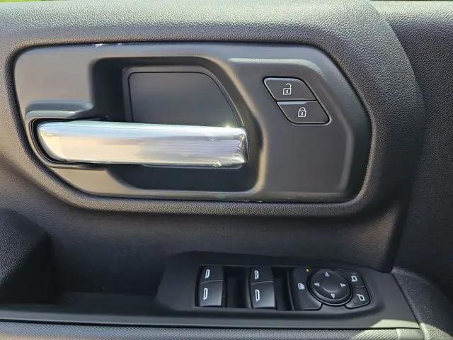 2026 Chevrolet Silverado 2500HD Crew Cab, Standard Bed, WT, 4WD