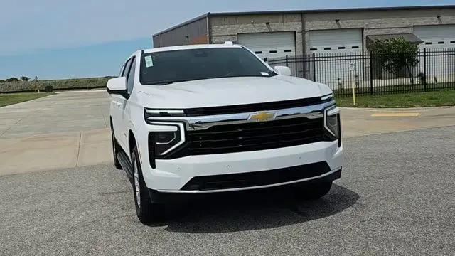 2026 Chevrolet Suburban LS, 4WD