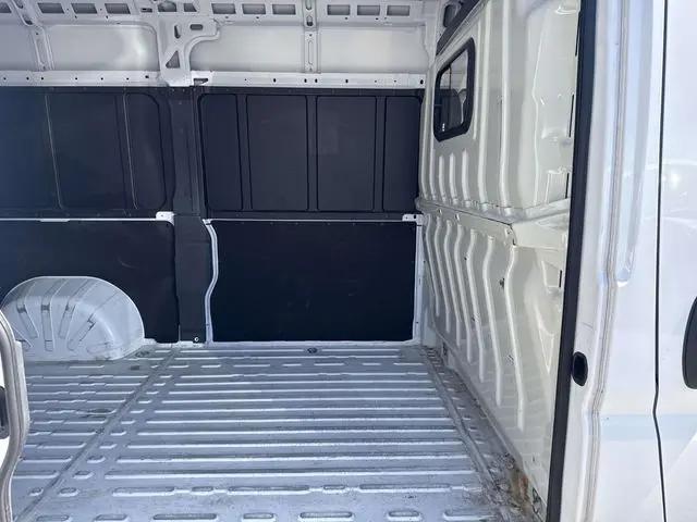 2025 Ram ProMaster 2500 Cargo Van Tradesman High Roof 136" WB w/Pass Seat