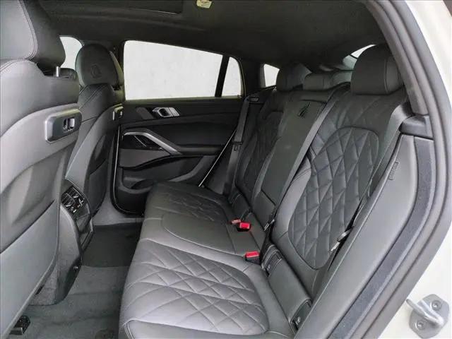 2027 BMW X6 xDrive40i
