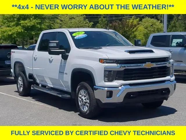2025 Chevrolet Silverado 2500HD 4WD Crew Cab Standard Bed LT
