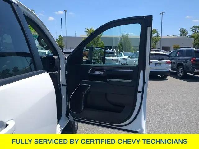 2025 Chevrolet Silverado 2500HD 4WD Crew Cab Standard Bed LT