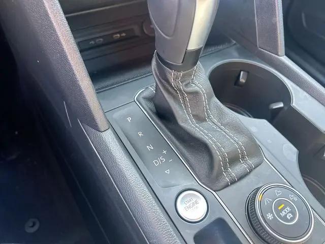 2023 Volkswagen Atlas Cross Sport 2.0T SE