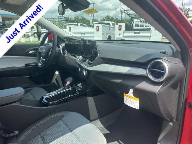 2026 Chevrolet Trax FWD LT