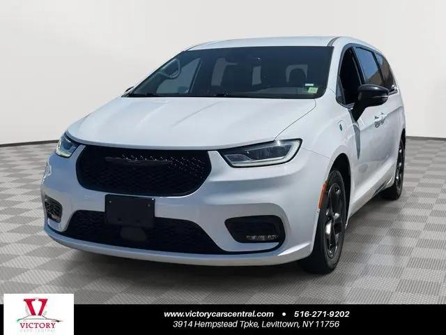 2024 Chrysler Pacifica Hybrid S Appearance Pkg for sale in Levittown, NY