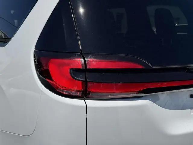 2024 Chrysler Pacifica Hybrid S Appearance Pkg