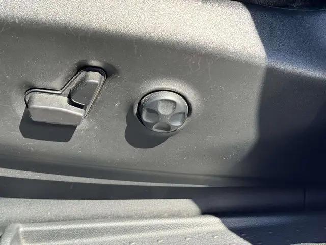 2024 Chrysler Pacifica Hybrid S Appearance Pkg