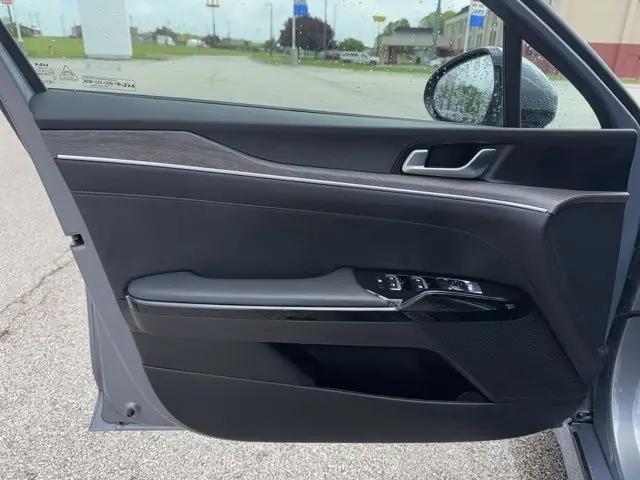 2023 Kia K5 EX