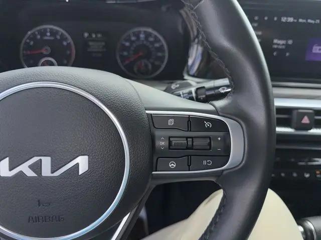 2023 Kia K5 EX