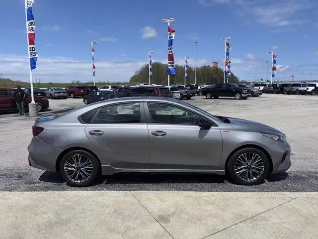 2022 Kia Forte GT-Line