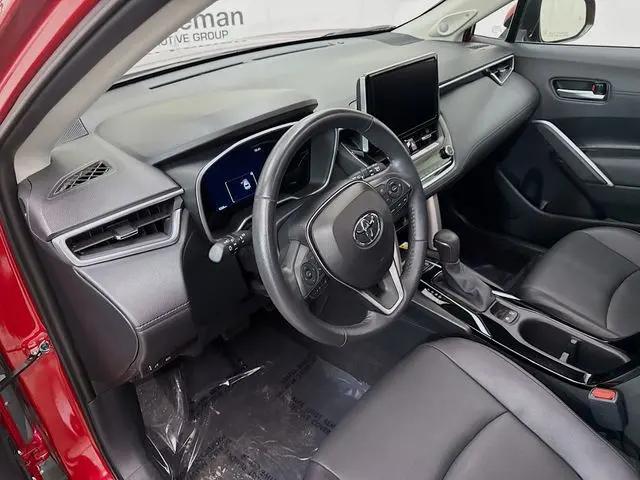 2023 Toyota Corolla Cross XLE