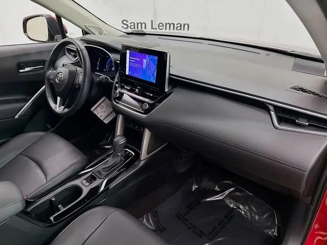 2023 Toyota Corolla Cross XLE
