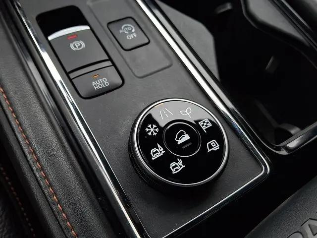 2024 Nissan Pathfinder Rock Creek 4WD