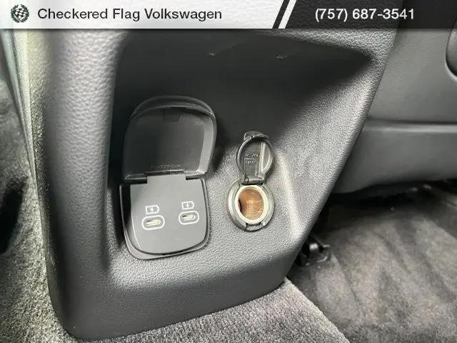 2025 Genesis GV80 2.5T Standard AWD