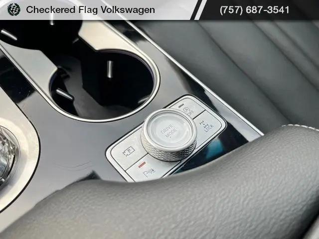 2025 Genesis GV80 2.5T Standard AWD