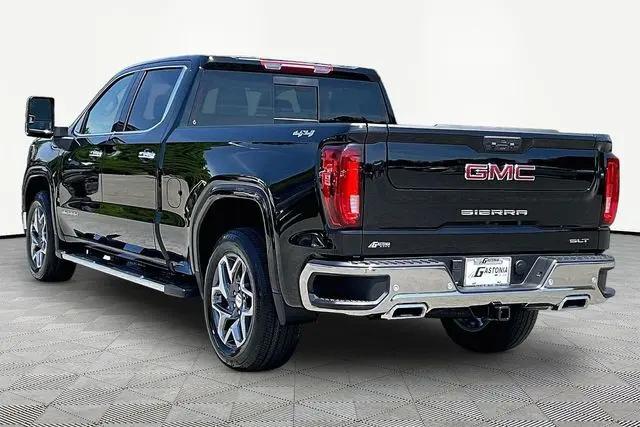 2026 GMC Sierra 1500 Crew Cab, Standard Bed, SLT, 4WD