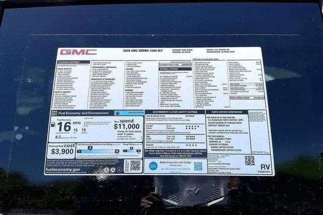 2026 GMC Sierra 1500 Crew Cab, Standard Bed, SLT, 4WD