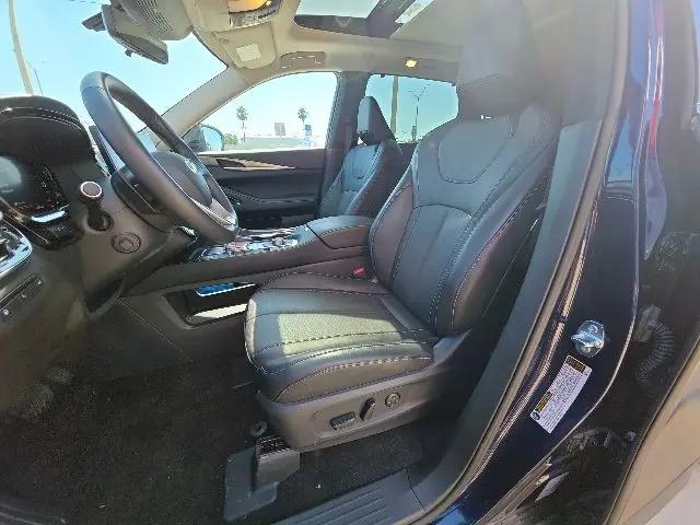 2025 INFINITI QX60 LUXE AWD