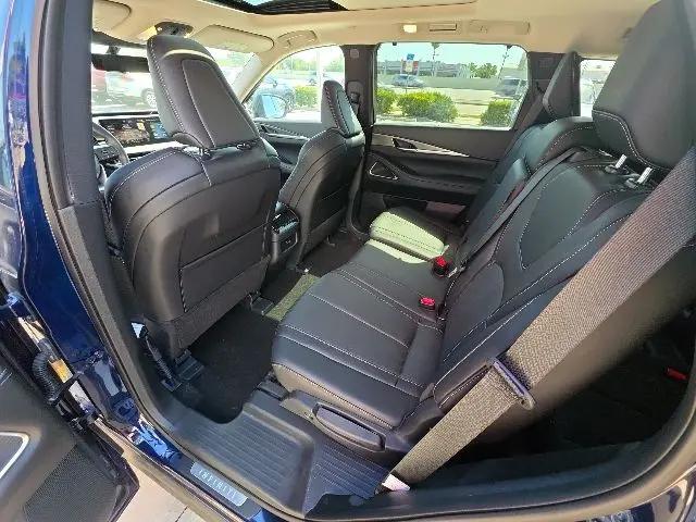 2025 INFINITI QX60 LUXE AWD