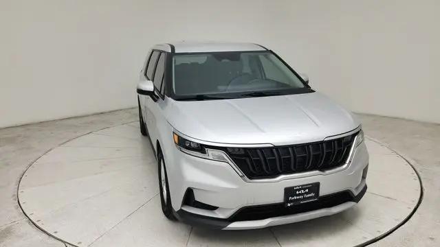 2023 Kia Carnival MPV LX Seat Package