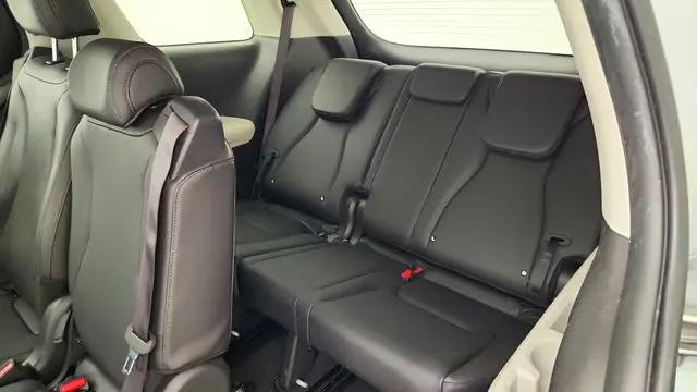2023 Kia Carnival MPV LX Seat Package