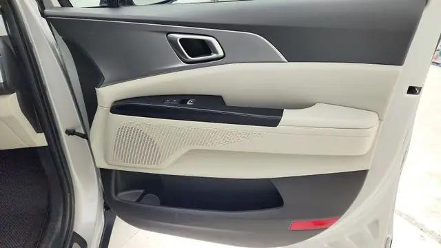 2023 Kia Carnival MPV LX Seat Package