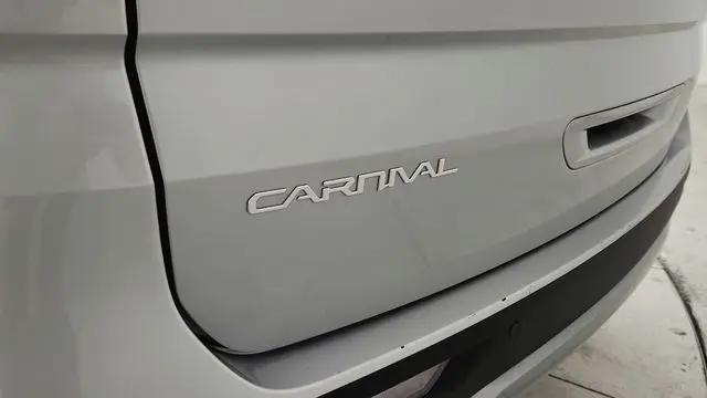 2023 Kia Carnival MPV LX Seat Package