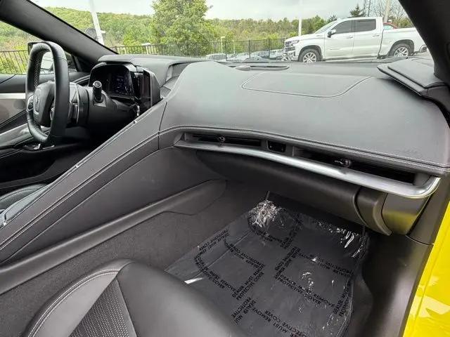 2021 Chevrolet Corvette Stingray RWD Coupe 2LT