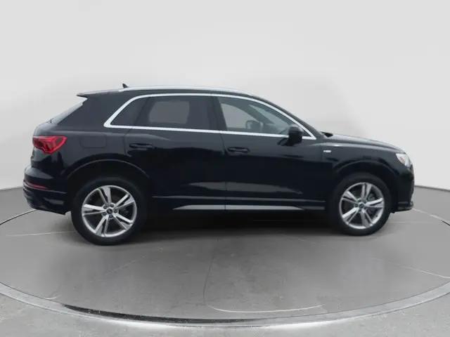 2021 Audi Q3 Premium Plus 45 TFSI S line quattro Tiptronic