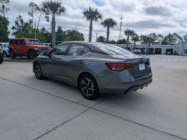 2024 Nissan Sentra SV Xtronic CVT