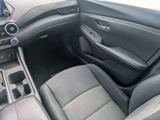 2024 Nissan Sentra SV Xtronic CVT
