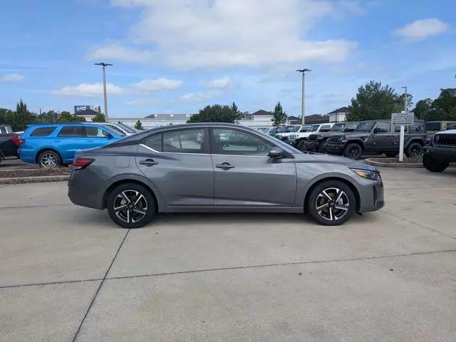 2024 Nissan Sentra SV Xtronic CVT