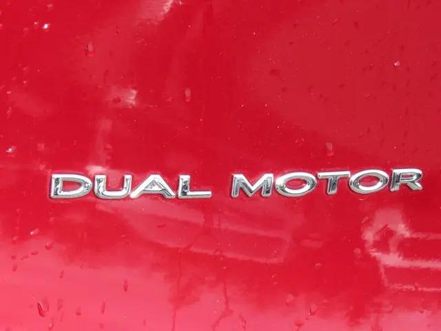 2024 Tesla Model Y Long Range Dual Motor All-Wheel Drive