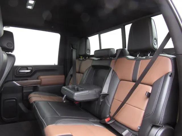 2023 Chevrolet Silverado 3500HD High Country
