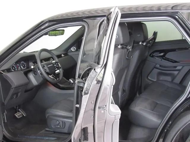 2026 Land Rover Range Rover Evoque Dynamic SE