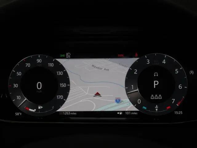 2026 Land Rover Range Rover Evoque Dynamic SE