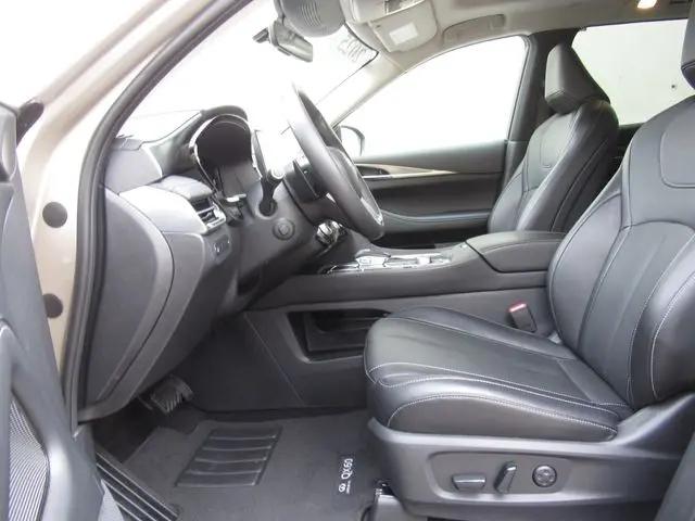 2025 INFINITI QX60 LUXE AWD