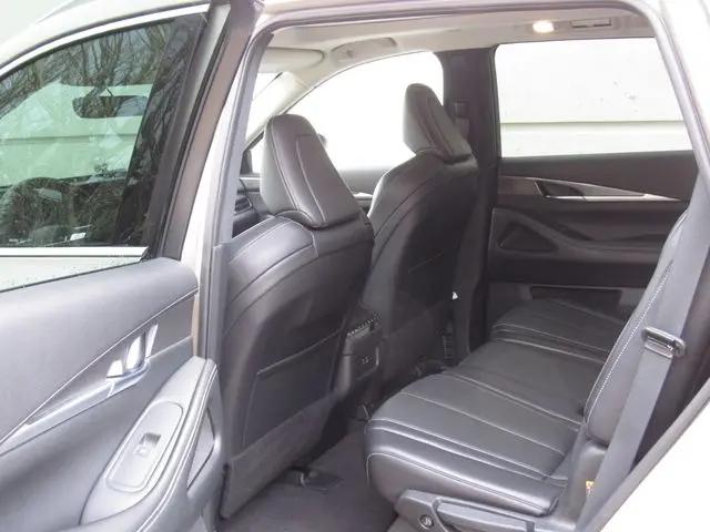 2025 INFINITI QX60 LUXE AWD