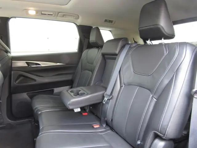 2025 INFINITI QX60 LUXE AWD