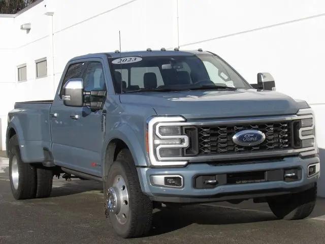 2023 Ford F-450 Platinum