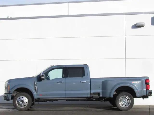 2023 Ford F-450 Platinum