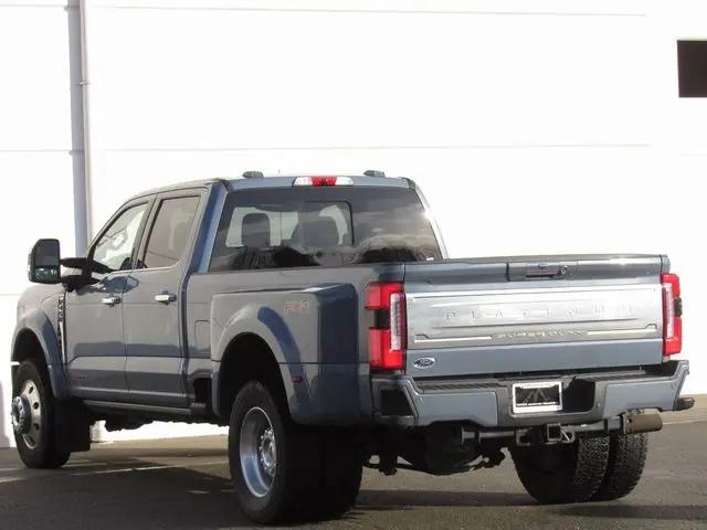 2023 Ford F-450 Platinum