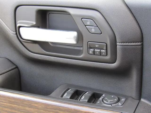 2021 Chevrolet Silverado 3500HD 4WD Crew Cab Long Bed High Country