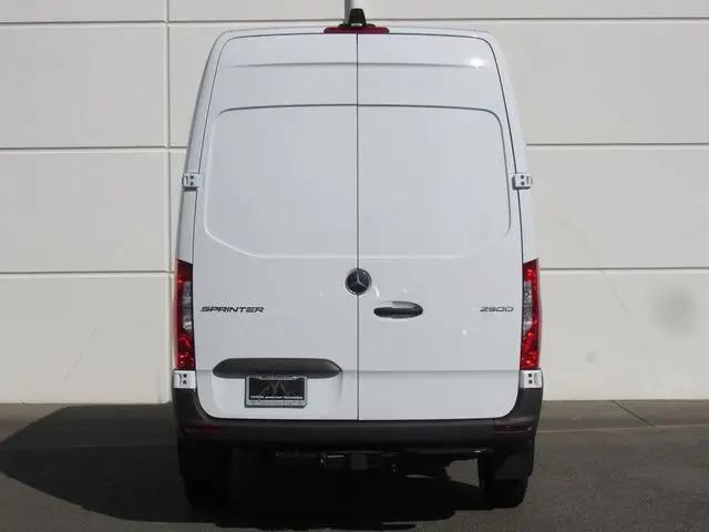 2026 Mercedes-Benz Sprinter 2500 Standard Roof 4-Cyl Diesel