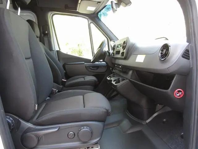 2026 Mercedes-Benz Sprinter 2500 Standard Roof 4-Cyl Diesel