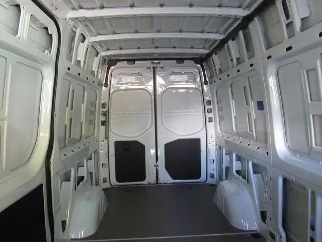2026 Mercedes-Benz Sprinter 2500 Standard Roof 4-Cyl Diesel