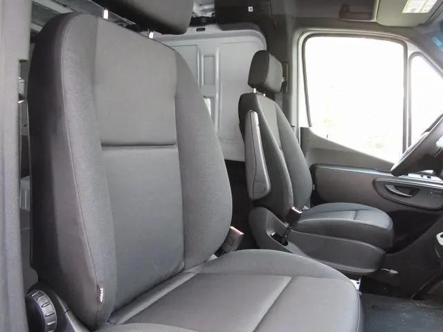 2026 Mercedes-Benz Sprinter 2500 Standard Roof 4-Cyl Diesel