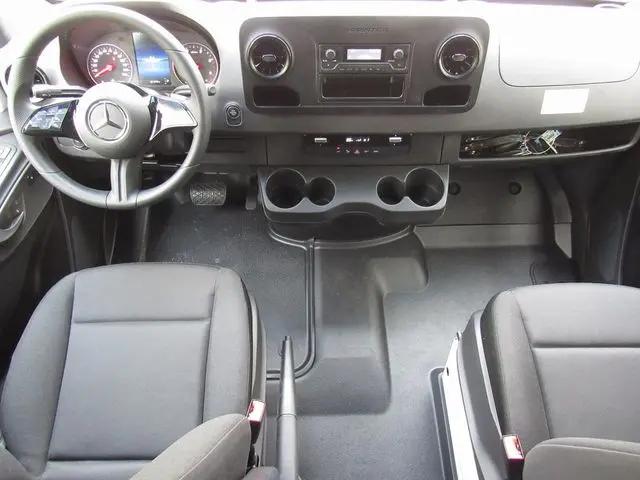 2026 Mercedes-Benz Sprinter 2500 Standard Roof 4-Cyl Diesel